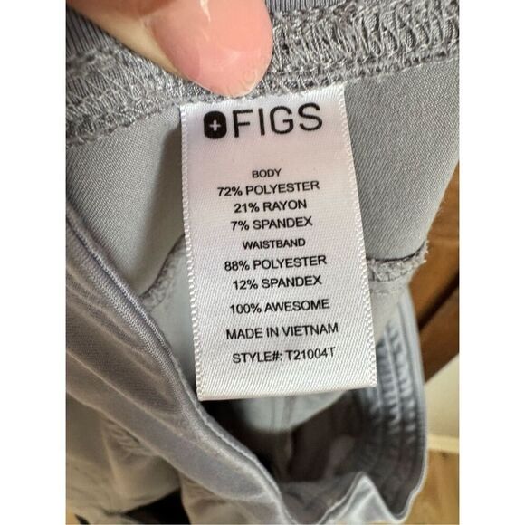 FIGS Kade Cargo Scrub Pants Cement Gray, Size L/T Large Tall - Picture 7 of 8